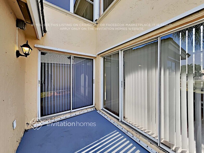 Building Photo - 5545 NW 54th Cir