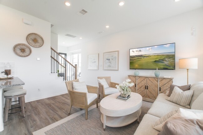 Building Photo - 442 Lake Day Dr