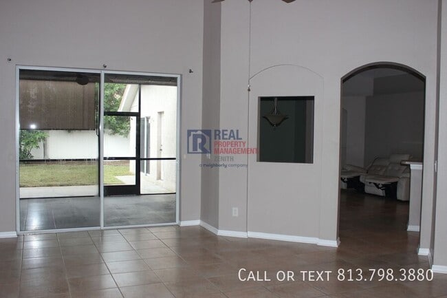 Building Photo - 13655 Artesa Bell Dr