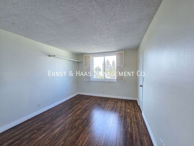 Building Photo - 4170 Elm Ave