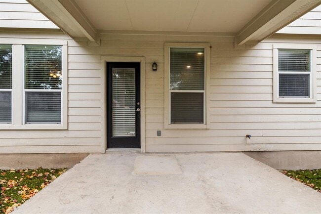 Building Photo - 2405 Kapalua Pl