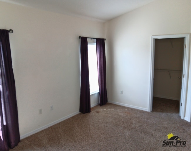 Building Photo - 5346 Peach Blossom Blvd