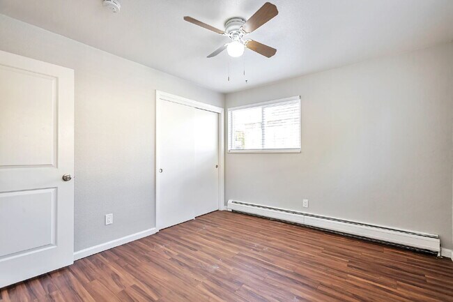 Building Photo - 5339 S Elati St