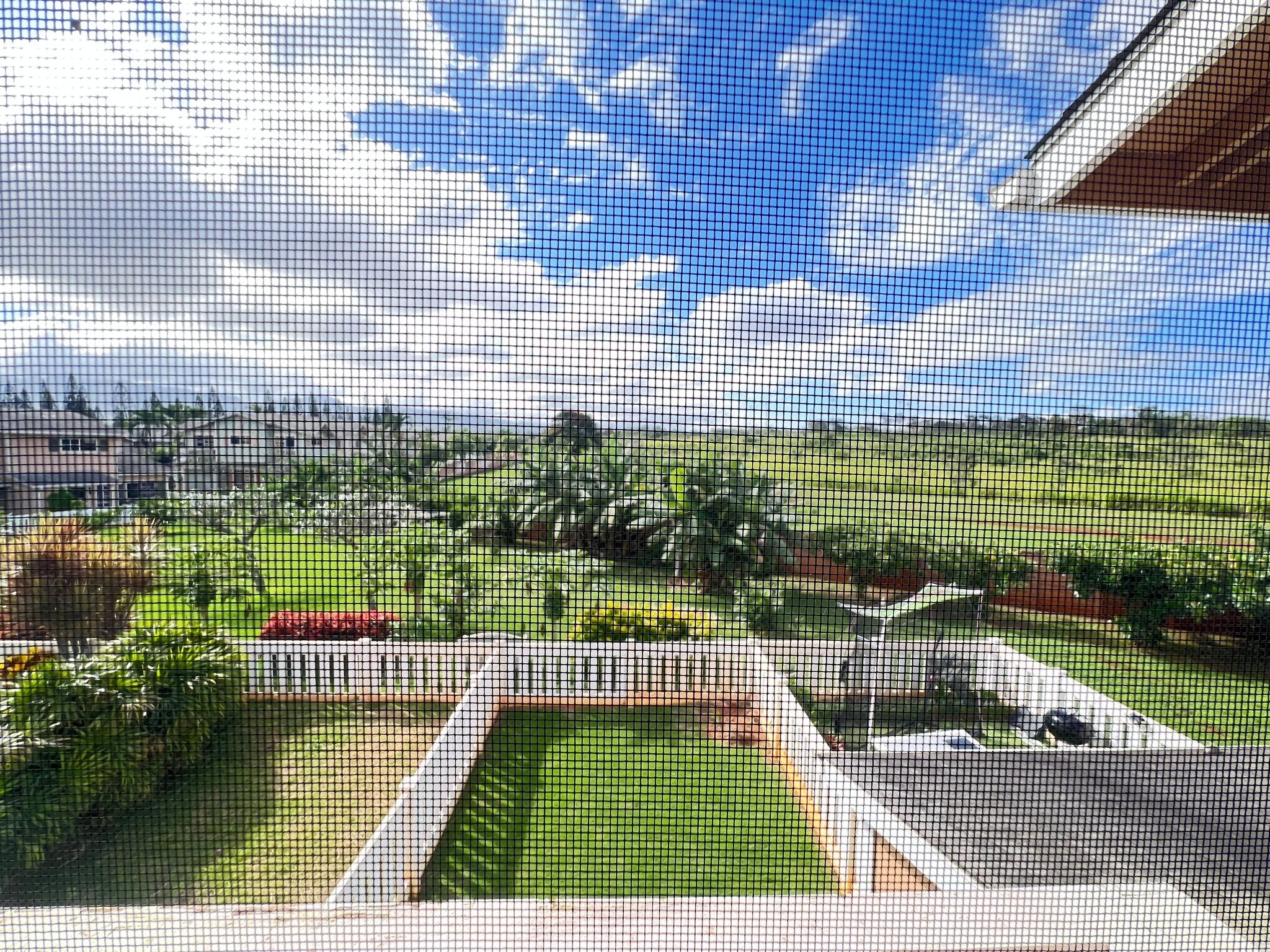 Building Photo - 94-690-690 Lumiauau St