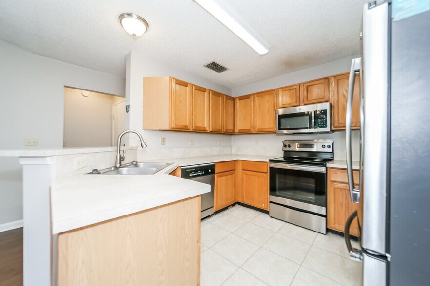 Building Photo - 2632 McCormick Woods Ct