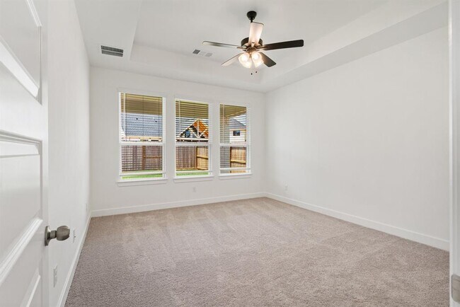 Building Photo - 203 Shining Succulent Dr