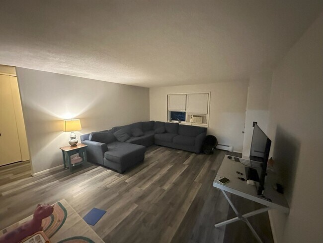 Building Photo - 123 Litchfield Pines Dr