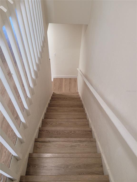 Building Photo - 1236 Dovehill Dr