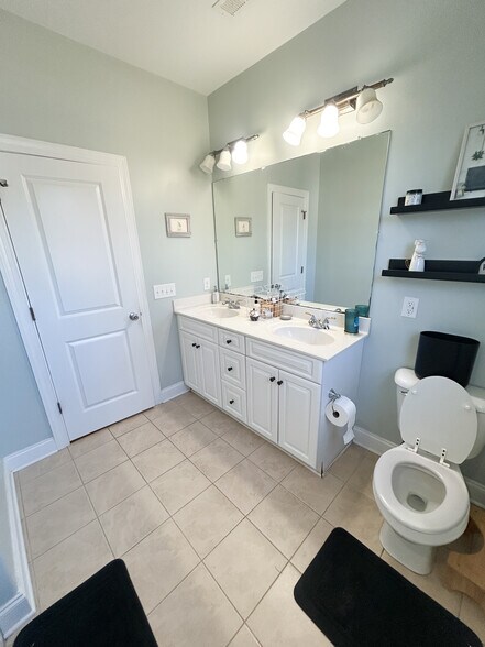 Building Photo - 1911 Gastonia Rd