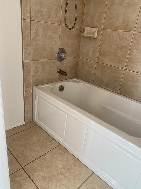 Building Photo - 495 Liholiho Street, Mount Thomas 204