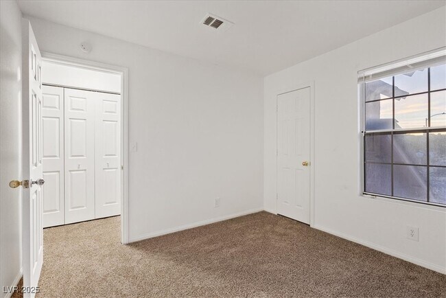 Building Photo - 2559 Kilmaron Cir