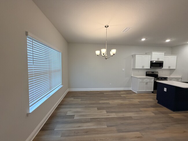 Building Photo - 7307 Hawkins Mnr