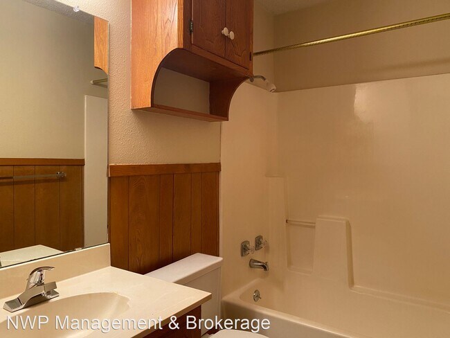 Building Photo - 2 br, 1 bath House - 1618 Susan Dr.