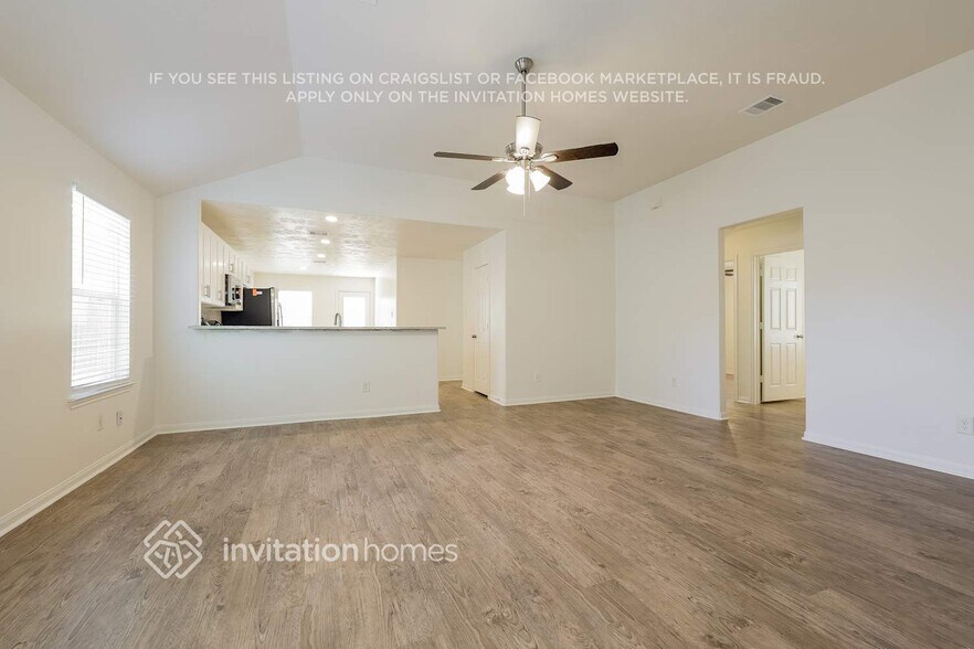 Building Photo - 922 Doubletree Glen Dr