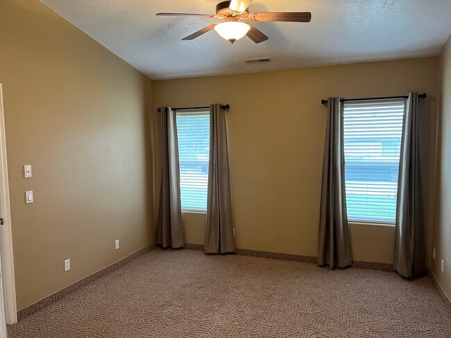 Building Photo - 2139 W 127 S