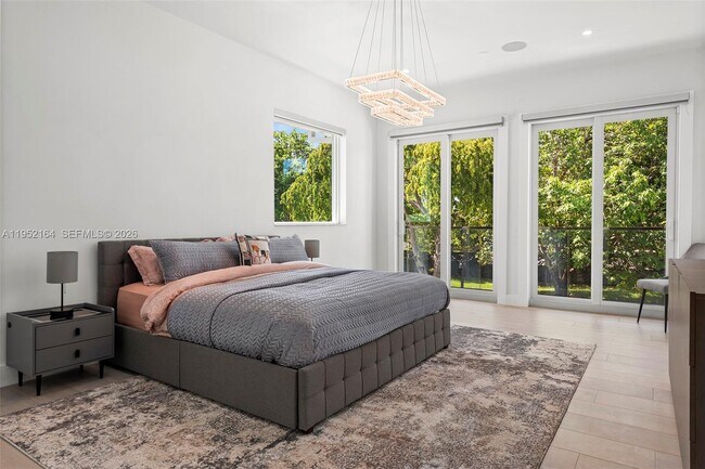 Building Photo - 13600 SW 67th Ave