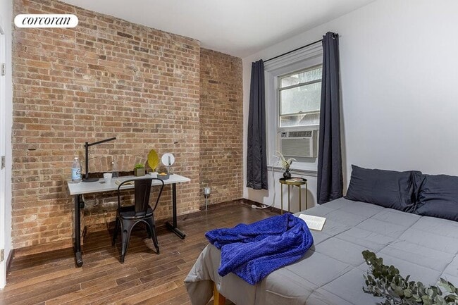 Building Photo - 47 E 129th St