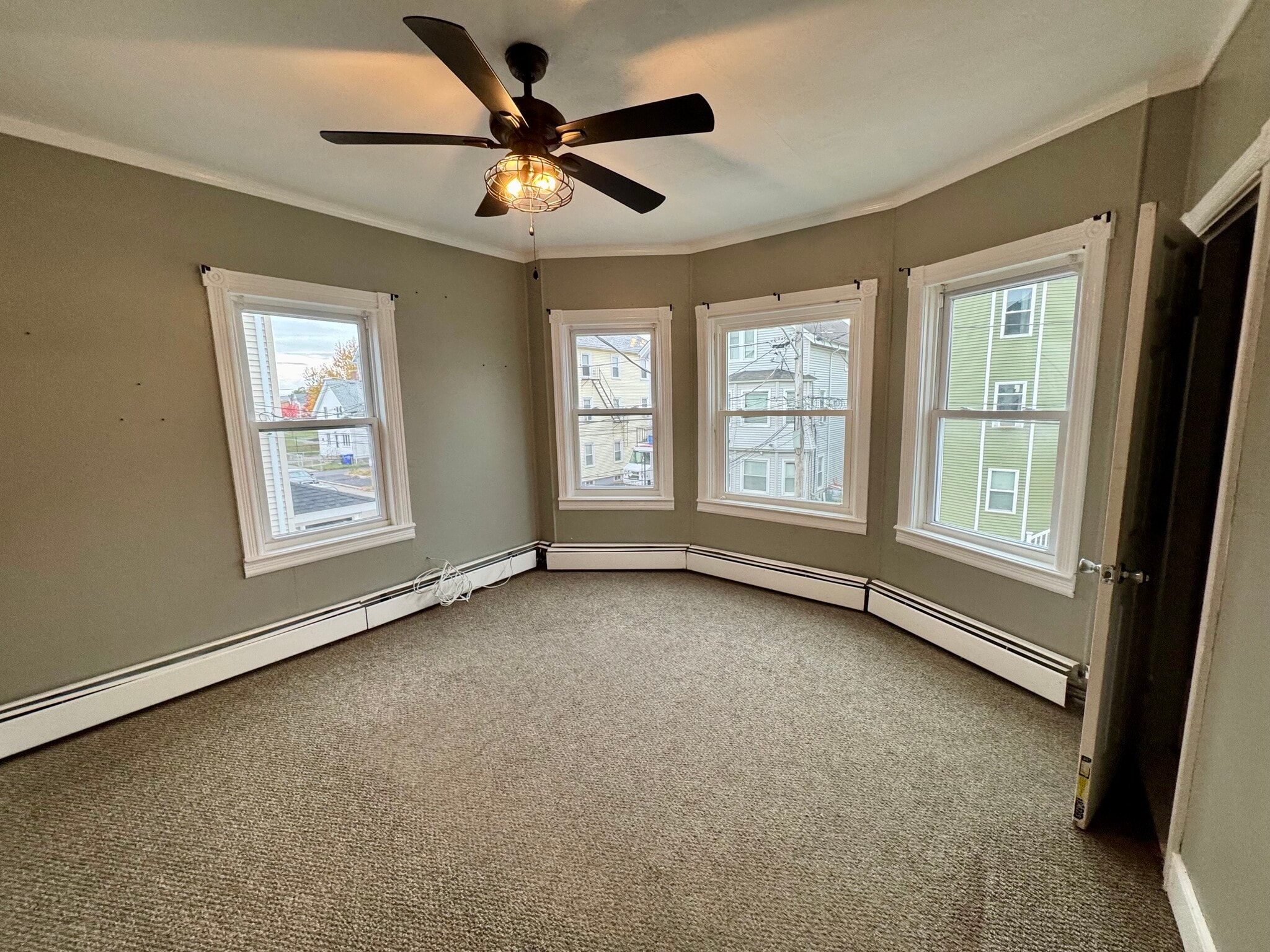 Building Photo - 61 John St