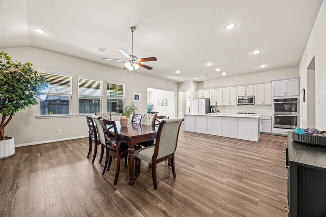 Building Photo - 15910 Jordan Mdw Wy