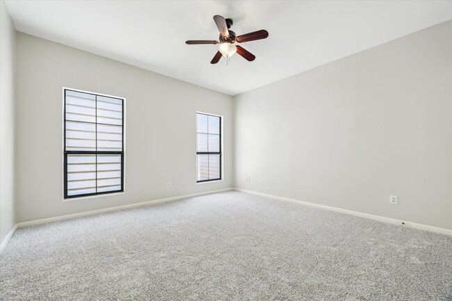 Building Photo - 5308 Larkin St