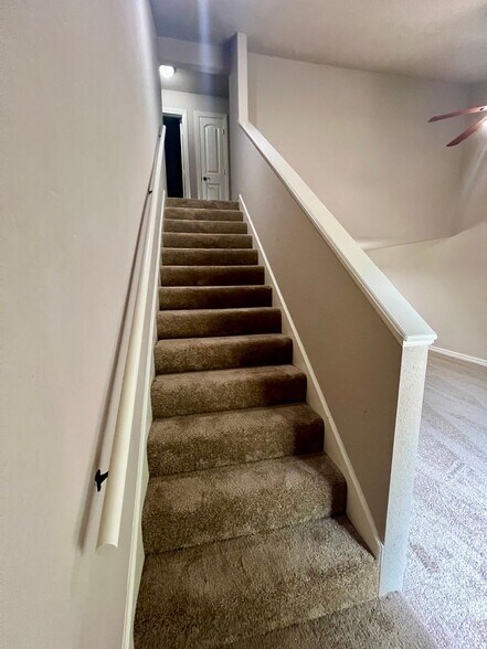 Building Photo - 5108 Hardscrabble Way