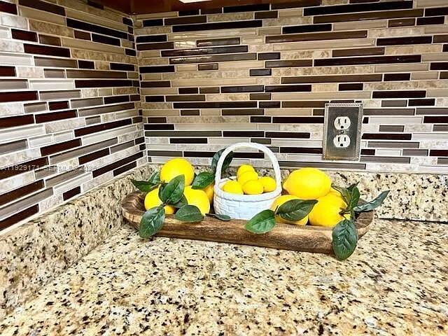 Building Photo - 1536 NW 15th Ave