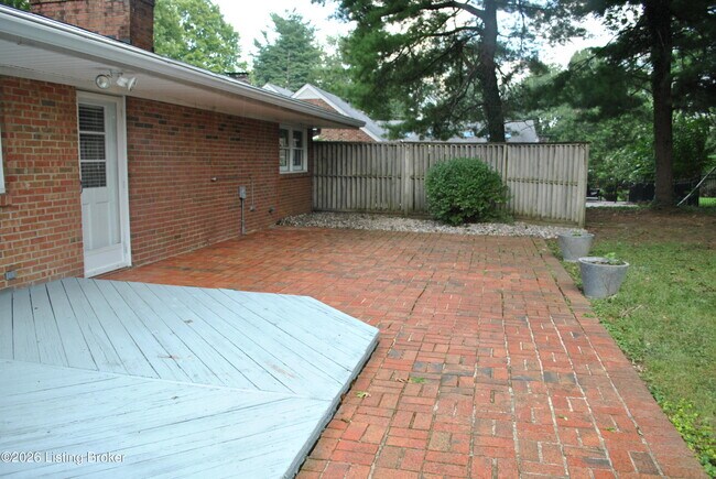 Building Photo - 2706 Lime Kiln Ln