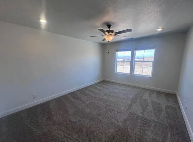 Building Photo - 491 W Bronze Ridge PI