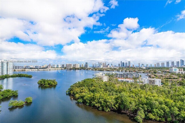 Building Photo - 16385 Biscayne Blvd