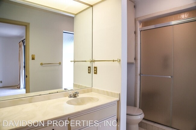 Building Photo - 2 br, 2.5 bath House - 16 Gallery Court