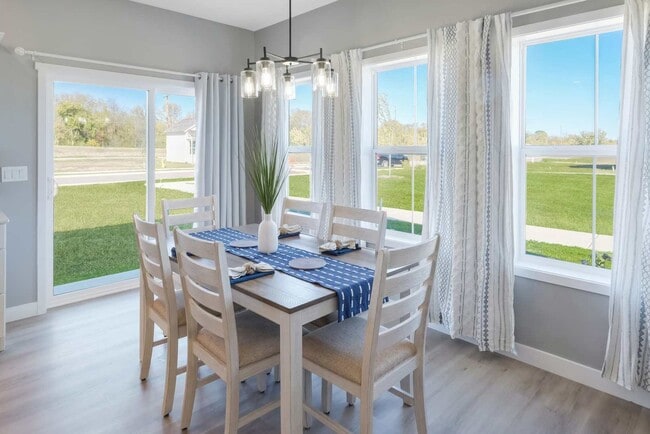 Building Photo - 6 Lilac Ln