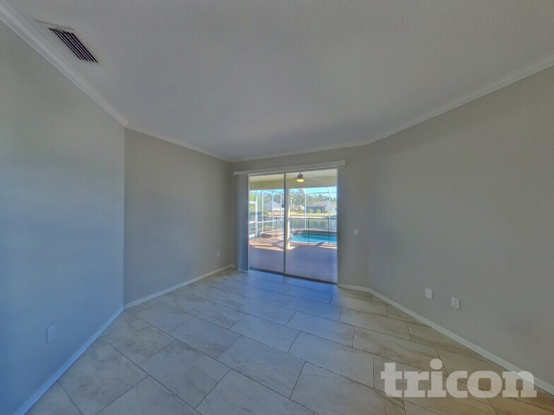 Building Photo - 6421 Fox Grape Ln