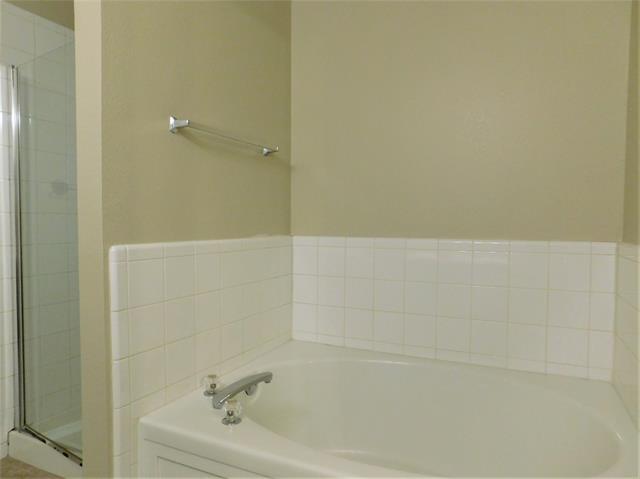 Building Photo - 2229 Northway