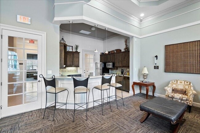 Building Photo - 5203 Myrtlewood Cir E