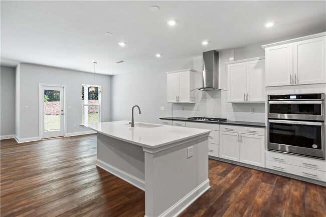 Building Photo - 425 Greyfield Dr