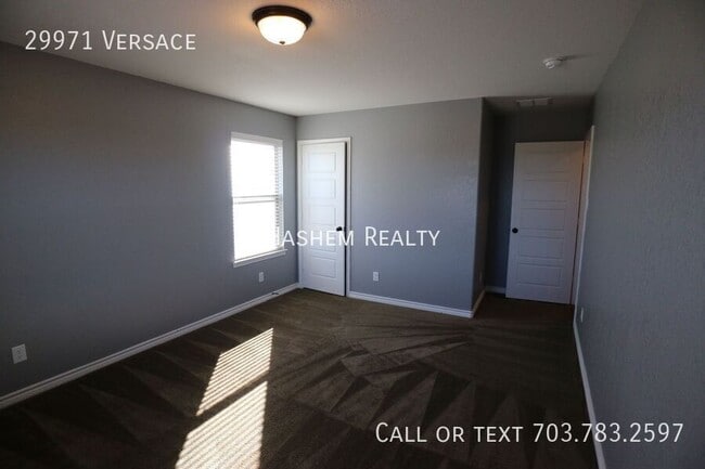 Building Photo - 29971 Versace-