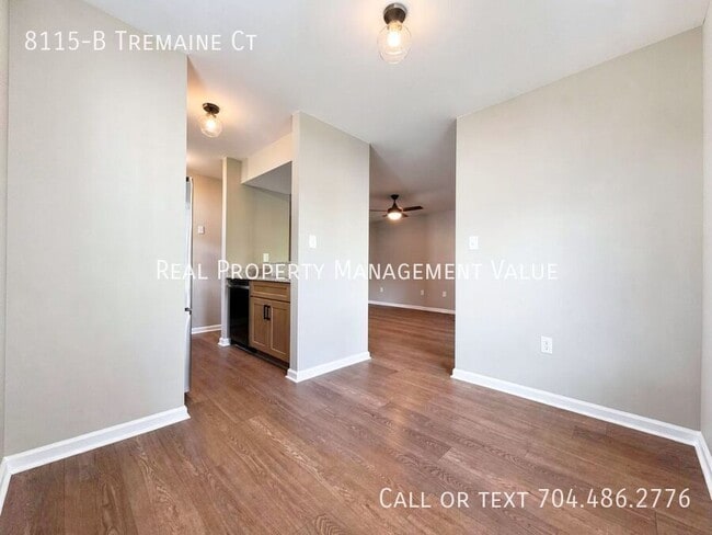 Building Photo - 8115 Tremaine Ct
