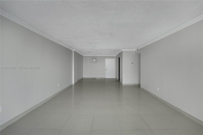 Building Photo - 2780 NE 183rd St