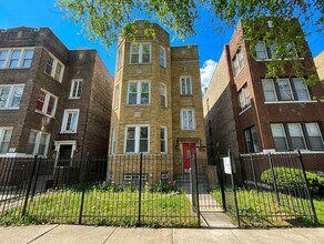 Building Photo - 8216 S Maryland Ave