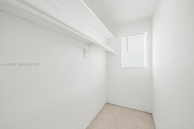 Building Photo - 501 NE 82nd Terrace