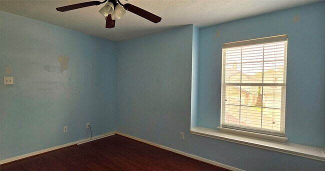 Building Photo - 14855 Dorray Ln