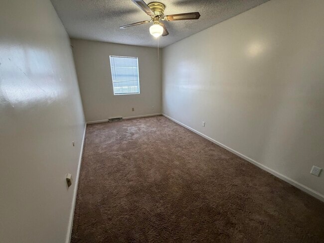 Building Photo - 23609-2 N 1800-E