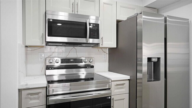 Building Photo - 9466 Boca Cove Cir