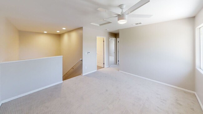 Building Photo - HUGE House!! CLOSEST to Campus! (Lease out, pending signatures. Check back in a few days!)