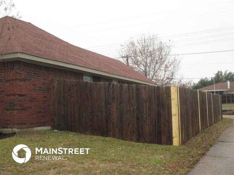 Building Photo - 709 Grand Cayman Way