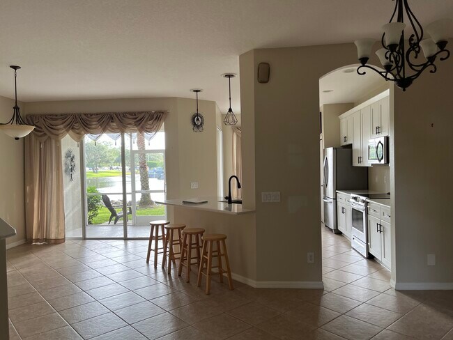 Building Photo - 14467 Mirabelle Vista Cir