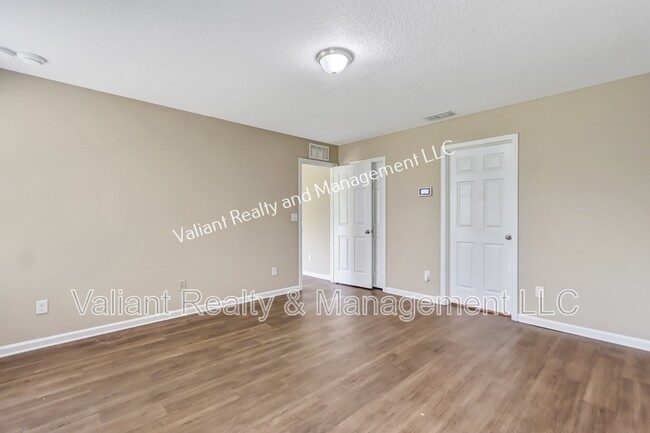 Building Photo - 8151 Lanette St