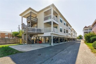 Building Photo - 1218 W Ocean View Ave