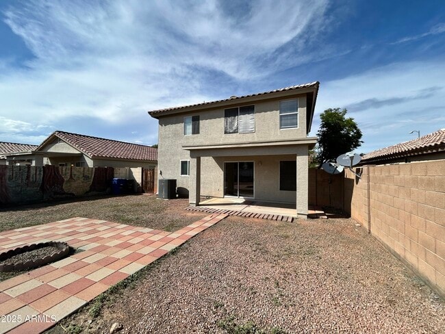 Building Photo - 13017 W Cherry Hills Dr