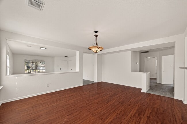 Building Photo - 4719 Silver Spruce Ln